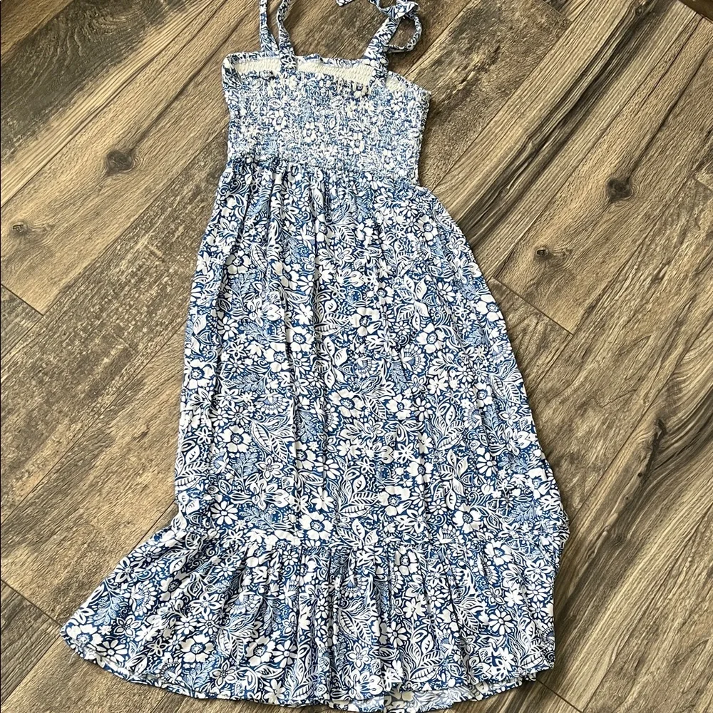 Jessica Simpson Blue and White Floral Maxi Dress with Tie Straps - Picture 3 of 3